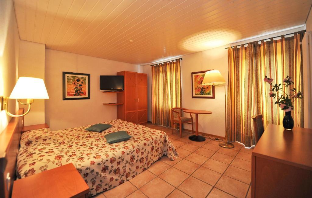 Hotel Ristorante Grotto Serta Lamone Экстерьер фото